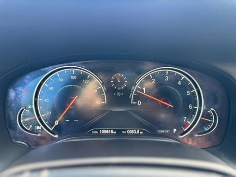 Used 2016 BMW 740i image 30