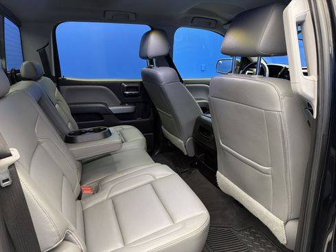 Used 2018 Chevrolet Silverado 1500 LTZ Z71 w/ LTZ Plus Package image 26