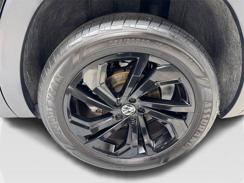 Used 2023 Volkswagen Atlas SE w/ Panoramic Sunroof Package image 84