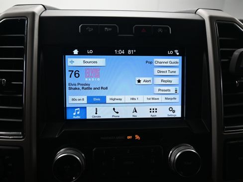 Used 2018 Ford F150 Lariat w/ Equipment Group 502A Luxury image 14