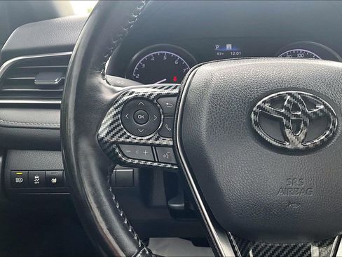 Used 2023 Toyota Camry SE FWD image 18