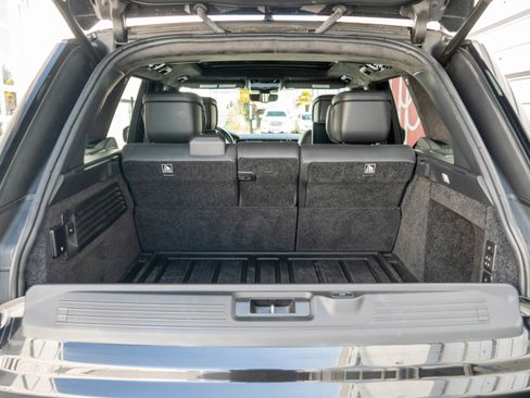 Used 2019 Land Rover Range Rover Autobiography AWD/4WD image 36