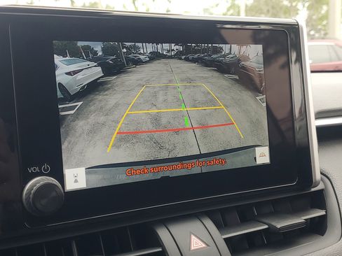 Certified 2025 Toyota RAV4 XLE image 30