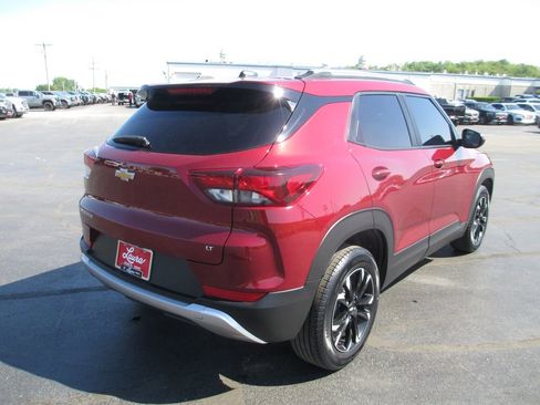 Used 2023 Chevrolet TrailBlazer LT w/ Convenience Package FWD image 5