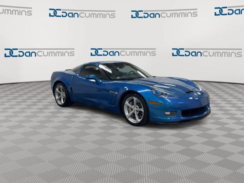 Used 2011 Chevrolet Corvette Grand Sport w/ Preferred Equipment Group RWD image 2