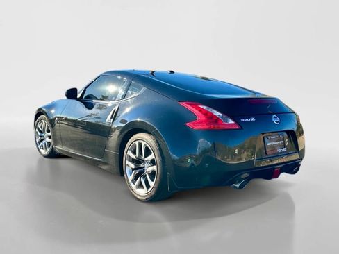 Used 2014 Nissan 370Z Touring w/ Navigation Package image 3