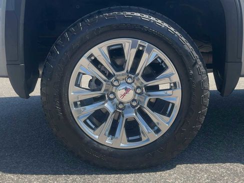 Used 2019 GMC Sierra 1500 AT4 w/ AT4 Preferred Package AWD/4WD image 36