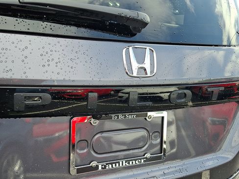 Certified 2025 Honda Pilot EX-L image 33