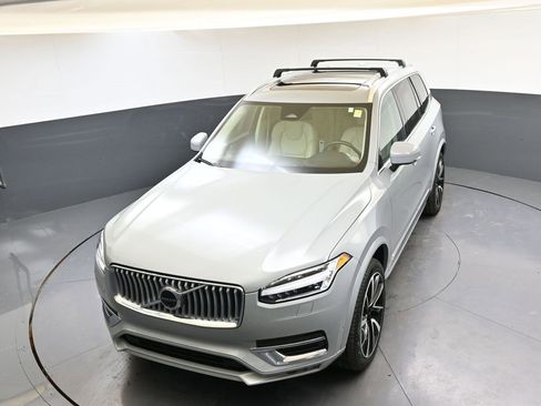 Certified 2024 Volvo XC90 B5 Plus w/ Protection Package Premier image 36