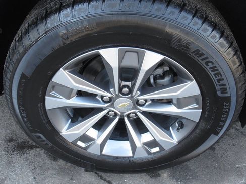 Used 2025 Chevrolet Equinox LT w/ Convenience Package II AWD/4WD image 8
