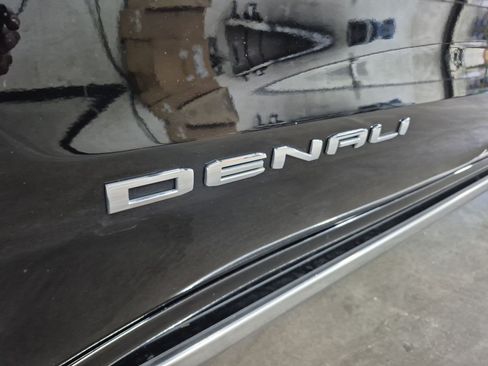 Used 2022 GMC Sierra 1500 Denali w/ Technology Package AWD/4WD image 33