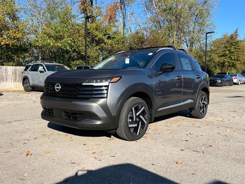 New 2026 Nissan Kicks SV w/ SV Premium Package image 9