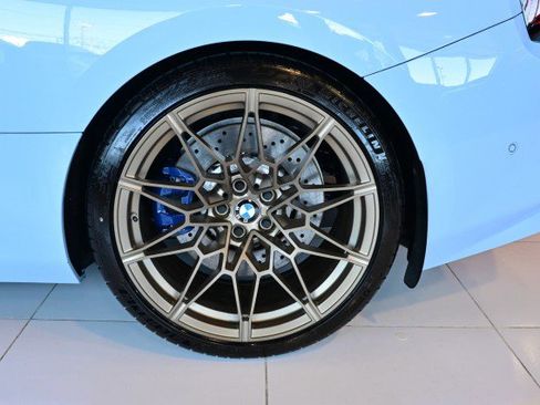 Used 2024 BMW M2 w/ Lighting Package image 44