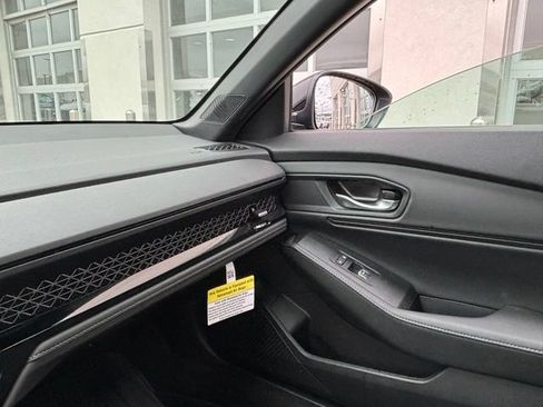 Used 2025 Honda Accord Sport image 18