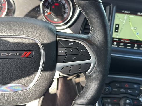 Used 2018 Dodge Challenger R/T Scat Pack w/ Dynamics Package image 17