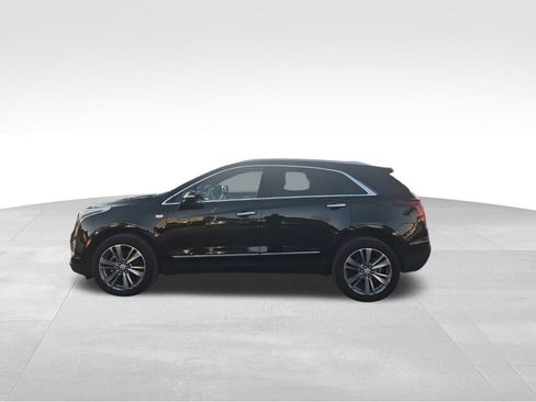Certified 2025 Cadillac XT5 Premium Luxury image 9