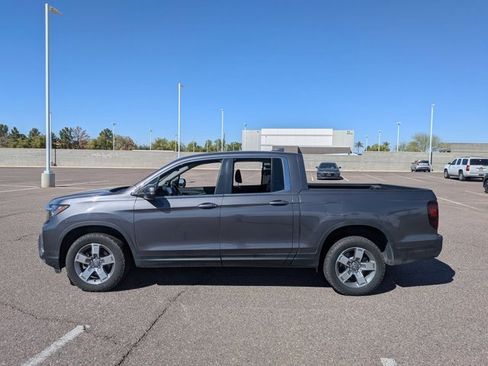 Used 2025 Honda Ridgeline RTL image 8