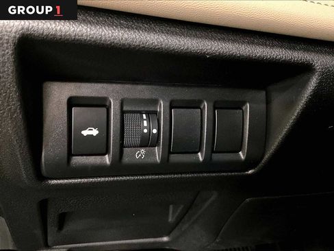 Used 2023 Subaru Legacy Limited image 35