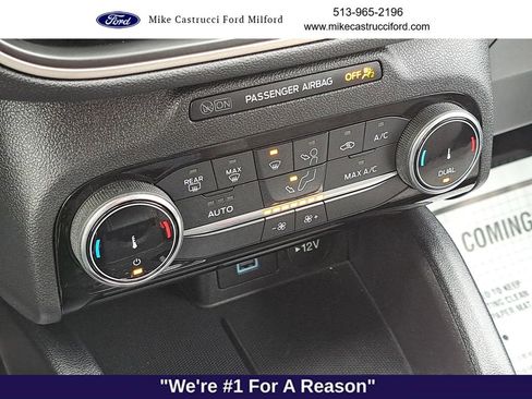 Certified 2022 Ford Escape SE w/ SE Sport Appearance Package image 15