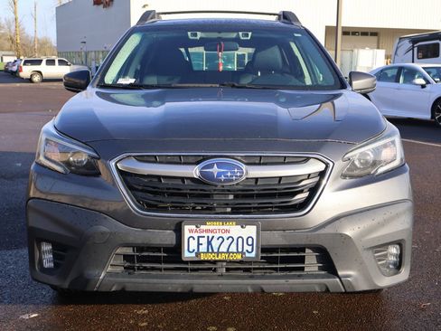Used 2021 Subaru Outback Premium image 9