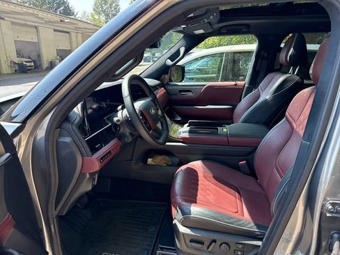 Used 2025 INFINITI QX80 Autograph AWD/4WD image 15