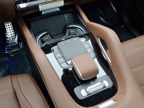 New 2026 Mercedes-Benz GLS 580 4MATIC image 7