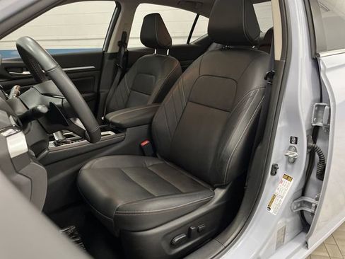 Used 2024 Nissan Altima 2.5 SR w/ SR Premium Package image 4