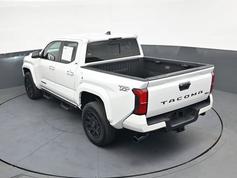 Used 2024 Toyota Tacoma TRD Sport w/ TRD Sport Upgrade Package image 34