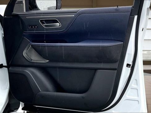 Certified 2026 INFINITI QX80 4WD image 24