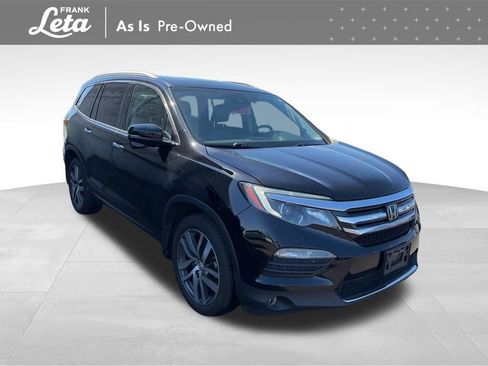 Used 2017 Honda Pilot Touring image 7