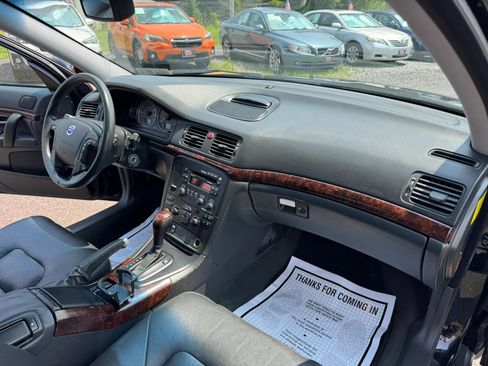 Used 2004 Volvo S80 2.5T AWD/4WD image 19