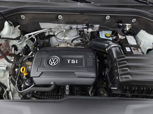 Used 2018 Volkswagen Atlas SEL image 33