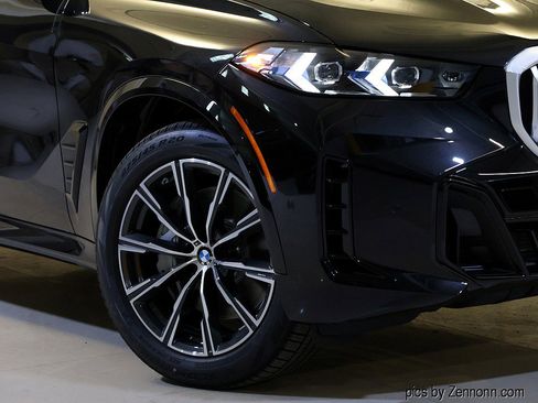 New 2026 BMW X5 xDrive50e w/ M Sport Package image 3