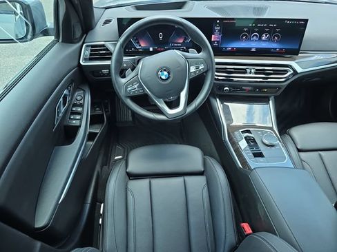 Used 2023 BMW 330i Sedan w/ Premium Package RWD image 13