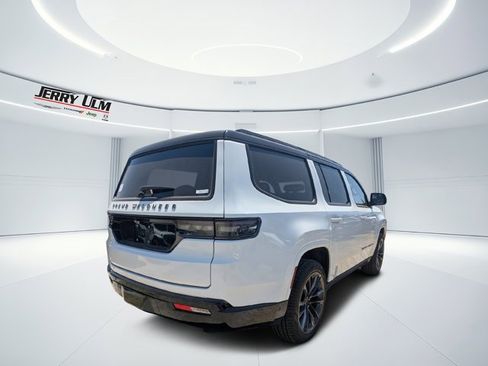 New 2025 Jeep Grand Wagoneer Series II Obsidian w/ Quick Order Packagew 28T image 2