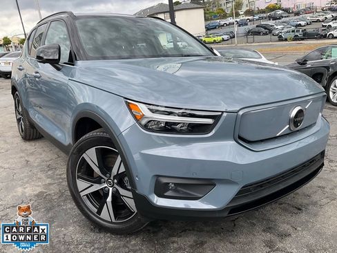 Used 2022 Volvo XC40 P8 Recharge Plus AWD/4WD image 1