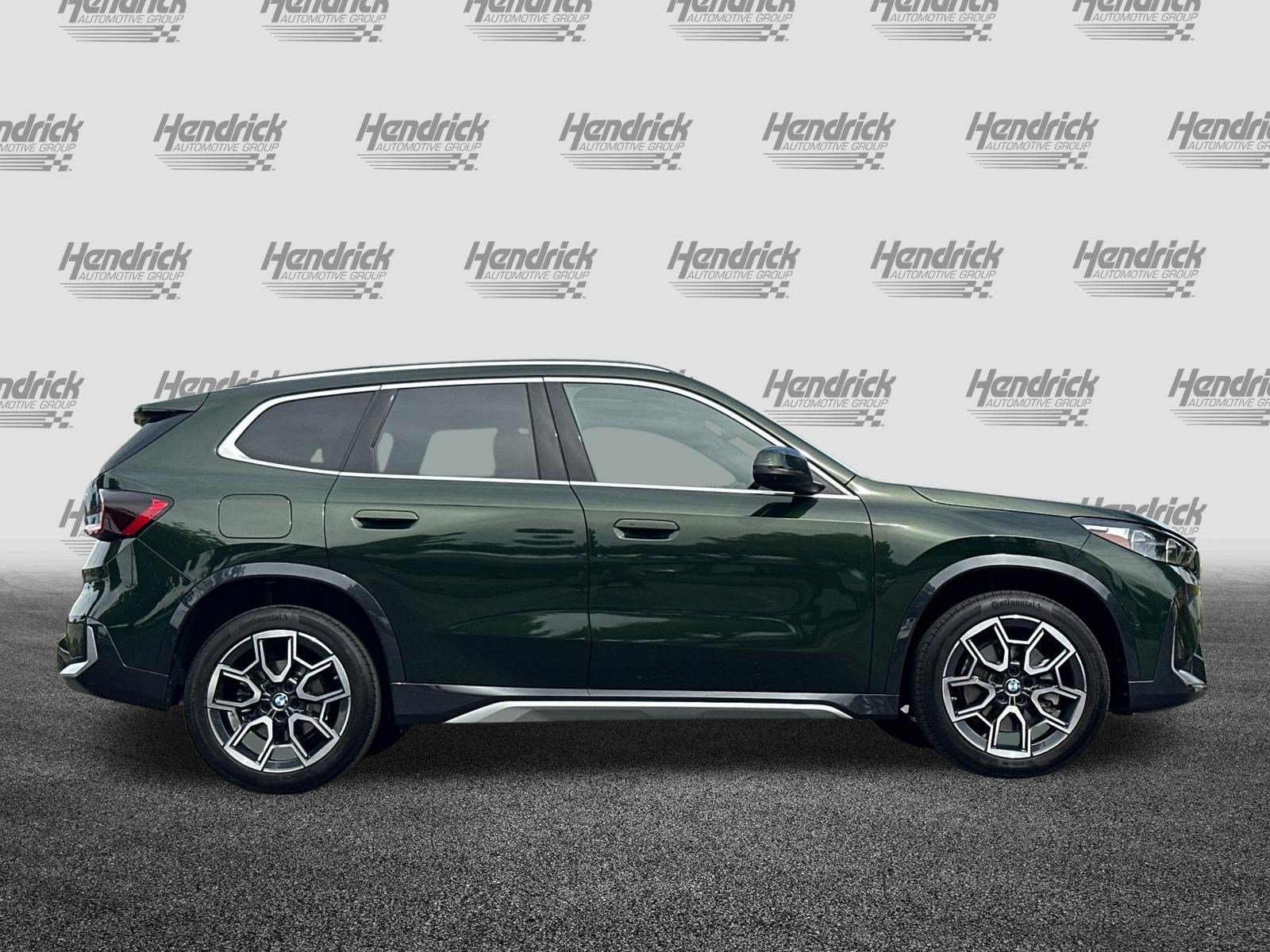 Used 2025 BMW X1 xDrive28i AWD/4WD image 3