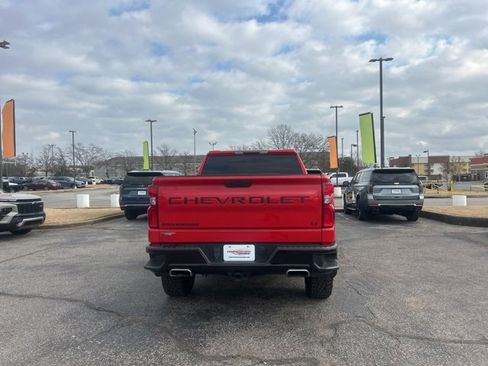 Used 2021 Chevrolet Silverado 1500 LT Trail Boss w/ Bed Protection Package image 4