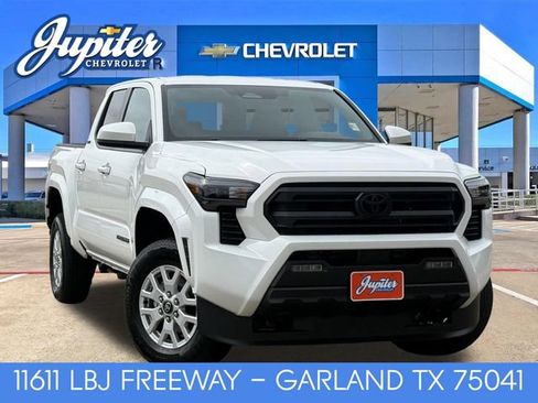 Used 2026 Toyota Tacoma SR5 RWD image 1