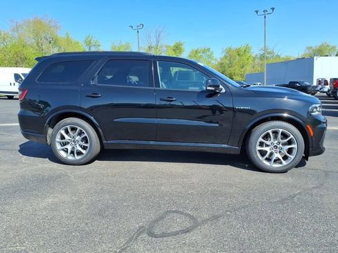 New 2026 Dodge Durango GT w/ Tow 'N Go Package AWD/4WD image 8