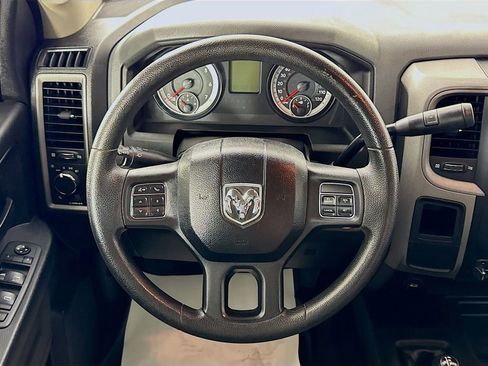 Used 2015 RAM 3500 Tradesman w/ Chrome Appearance Group image 14