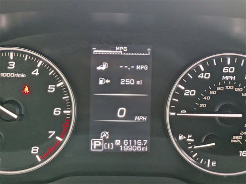 Used 2024 Subaru Crosstrek 2.0i Premium image 16