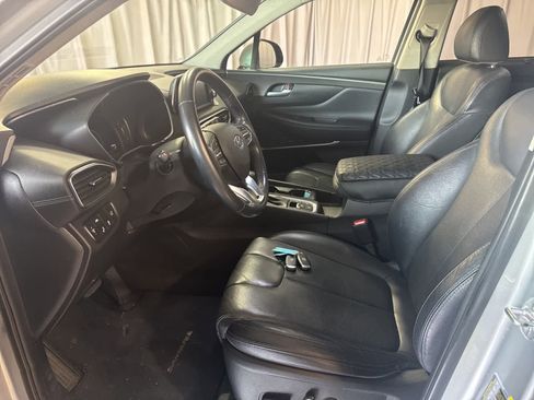 Used 2020 Hyundai Santa Fe SEL w/ Convenience + Premium Package image 13