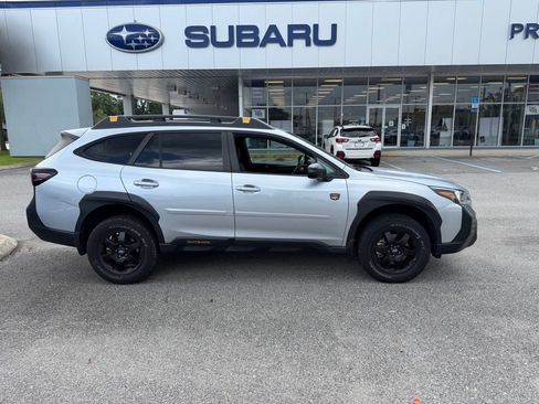 Used 2022 Subaru Outback Wilderness AWD/4WD image 2