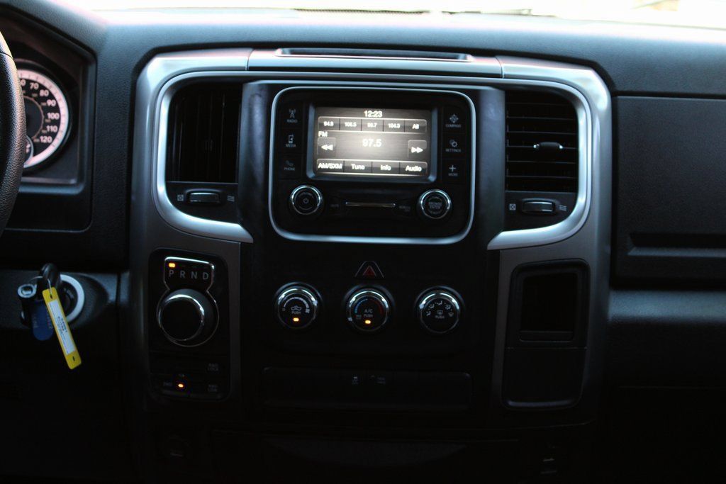 Used 2021 RAM 1500 Classic SLT AWD/4WD image 24