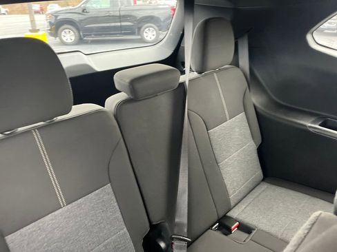 Used 2025 GMC Acadia Elevation w/ Black Edition image 26