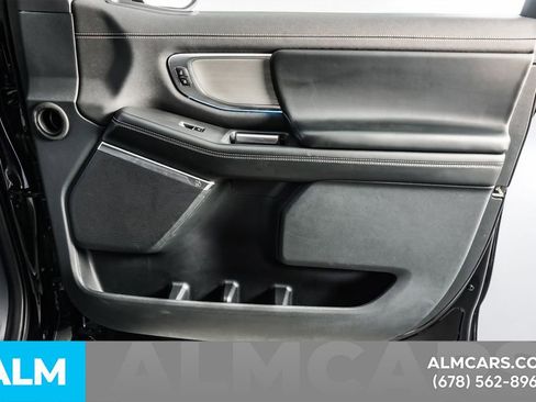 Used 2025 Ford Expedition Max Platinum AWD/4WD image 45