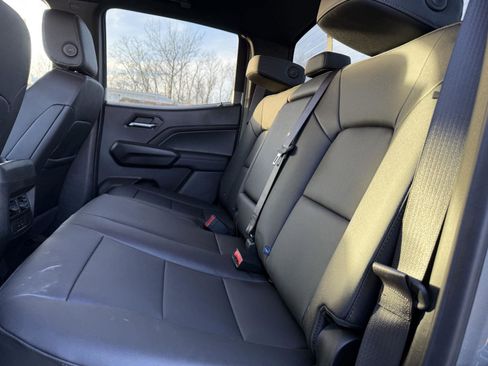 New 2026 GMC Canyon Elevation w/ Convenience Package image 13