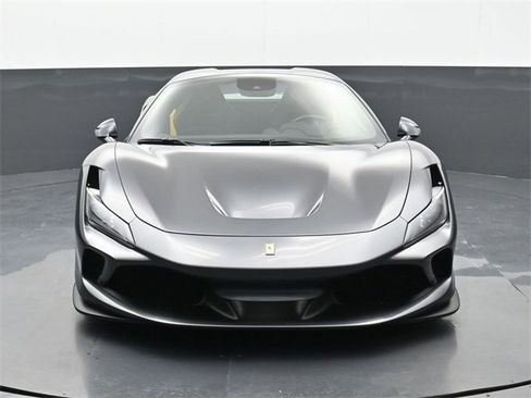 Used 2022 Ferrari F8 Tributo image 24