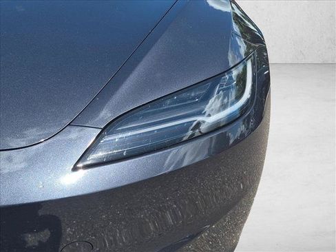 Used 2025 Tesla Model 3 Long Range RWD image 5